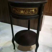میز گرد کاملا سالم