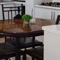 میز ناهار خوری با ۳ عدد صندلی