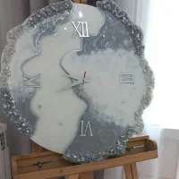 ساعت دیواری دفرمه رزینی توسی سفید|ساعت دیواری و تزئینی|کرج, گوهردشت|دیوار