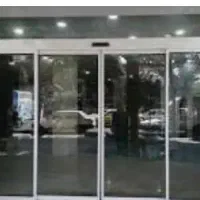 مغازه ۶۵ متری بالکن دار بر خیابان با امکانات کامل