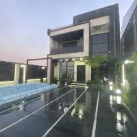 ویلا استخردار دوبلکس مدرن سند تک برگ ساحلی