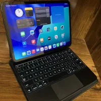 و مجیک کیبورد اپل Ipad pro m4 11 inch 512 wifi|تبلت|مشهد, آزادشهر|دیوار