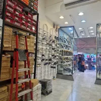 فروشنده اقا