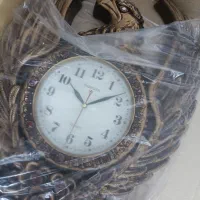 ساعت طرح برنز