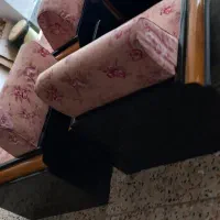 مبل ۷نفره کاملا سالم با میزجلو مبلی بزرگ فقط ۳تومن|مبلمان خانگی و میز عسلی|رشت, نخودچر|دیوار