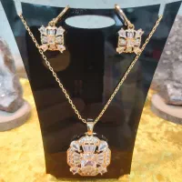 ست نگینی تراش دار