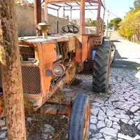 تراکتور رومانی با ادوات