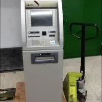 انواع دستگاه عابر بانک وکش لس دیواری ورومیزی