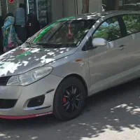 ام‌ وی ام ۳۱۵ هاچ بک