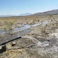 زمین-کشاورزی-ملایرسندثبتی-دارای-چاه-آب-بامجوزصنعتی