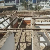 کارگری. تخلیه .بارگیری و کارباپیکور