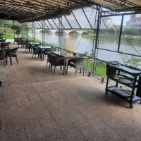 استخدام  در کافه رستوران خانوم و آقا