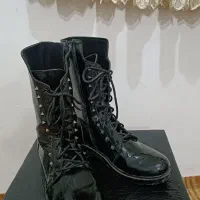 بوت در حد نو کاملا سالم 1بار پوشیده شده|کیف، کفش، کمربند|فومن, |دیوار