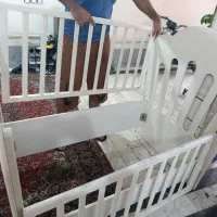 تخت و کمد