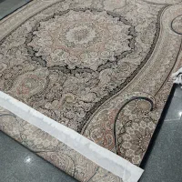 جفت ۹ متری ۷۰۰ شانه تراکم ۲۵۵۰|فرش|تهران, ستارخان|دیوار