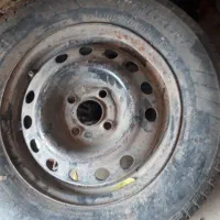 فروش لاستیک ۲۰۵.۵۵.۱۶ و یک عدد لاستیک ۱۴