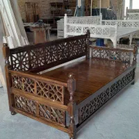 تخت سنتی شاهنشین|مبلمان خانگی و میز عسلی|تبریز, |دیوار