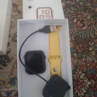 دوعدد ساعت هوشمند