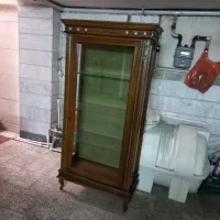 بوفه تمام چوب راش به علت جابه‌جایی