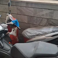 کلیک ۱۴۰۳ و ایروکس ۴۰۲ صفر کیلومتر