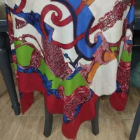 مقداری شال و روسری قواره بزرگ|لباس|ارومیه, |دیوار