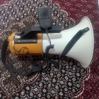بلندگو