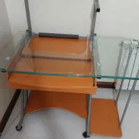 میز کامپیوتر تمیز|میز تحریر و کامپیوتر|تهران, علم و صنعت|دیوار