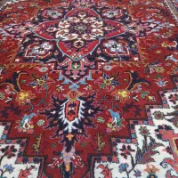 یک تخته فرش در اندازه متفاوت
