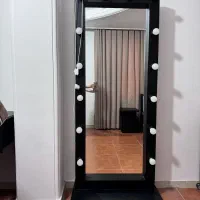 فروش میز و آینه و پاتختی