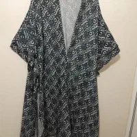 مانتو در حد نو از ۴۲ تا ۵۸ اندازه میشه