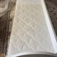 تخت یک نفره و تشک رویال یک نفره (سایز ۲۰۰در ۹۰)|تخت و سرویس خواب|جیرفت, |دیوار