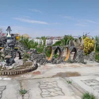 باغچه ۱۰۰۰متری