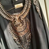 مانتو|لباس|قدس, شهر‌قدس|دیوار