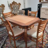 میز غذا خوری آشپزخانه