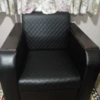 ۲عددمبل چرمی سالم وتمیز