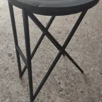 چهار پایه آهنی|صندلی و نیمکت|اهواز, سلطانمنش|دیوار