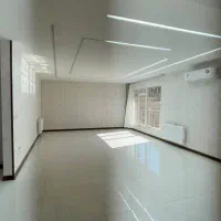 گاراژ-270-متر-دارای-اتاق-کار-200-متر-سوله