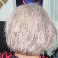 خدمات رنگ و لایت میکاپ