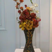 گل مصنوعی همراه گلدان