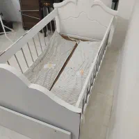 تخت کودک|تخت و صندلی بچه|مشهد, کشف|دیوار