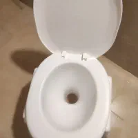 صندلی توالت فرنگی