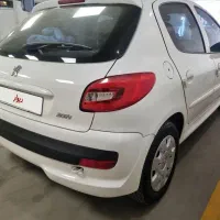 207 مدل ۴۰۲ بدون رنگ معاوضه با 404|خودرو سواری و وانت|مشهد, شهرک رازی (شهرک غرب)|دیوار