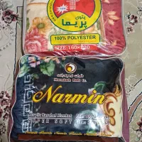 پتو گلبافت اصلی تمیز بدون استفاده دوتاش این|رختخواب، بالش، پتو|مشکیندشت, |دیوار