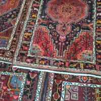 ۷ عدد فرش دستباف