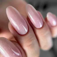کاشت ناخن با بهترین متریال و قیمت عالی