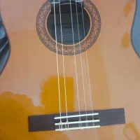 گیتار یاماها c70