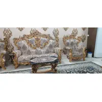 مبل سلطنتی همراه با جلومبلی