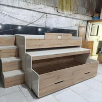 تخت دو طبقه با میز تحریر مدل کاریزما