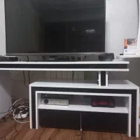 میز تلویزیون در حد نو با قابلیت جمع و باز شدن