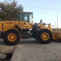 لودر الجی 956